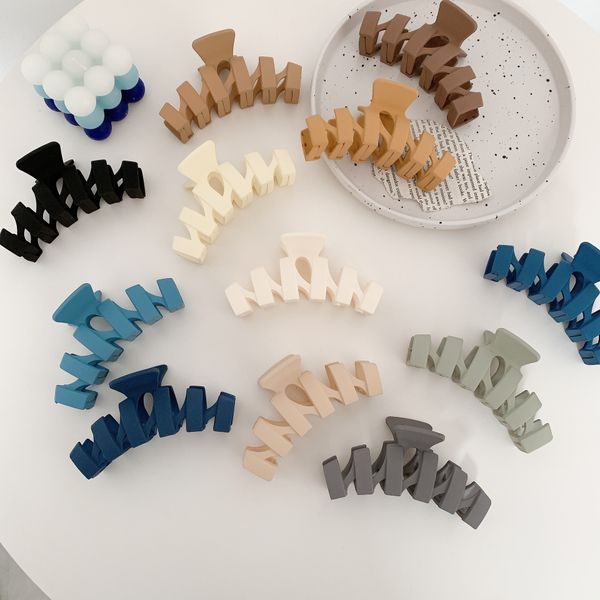 13 colors large ponytail shark hair clip for women korean claw clip thick hair soild color crab hair clip barrettes, Blue
13 colors large ponytail shark hair clip for women korean claw clip thick hair soild color crab hair clip barrettes, Blue