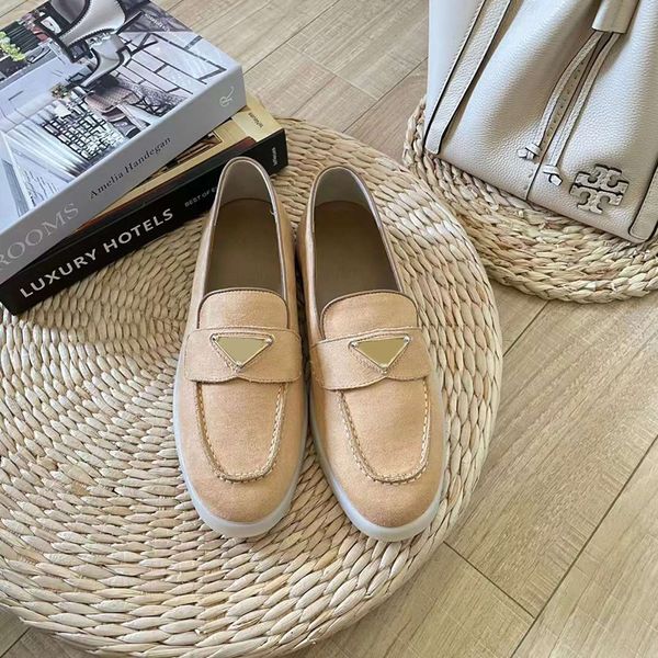 fashion luxurious women casual shoes loafers edge running sneakers italy classic onyx resin elastikid low black beige soft suede design casu
fashion luxurious women casual shoes loafers edge running sneakers italy classic onyx resin elastikid low black beige soft suede design casu