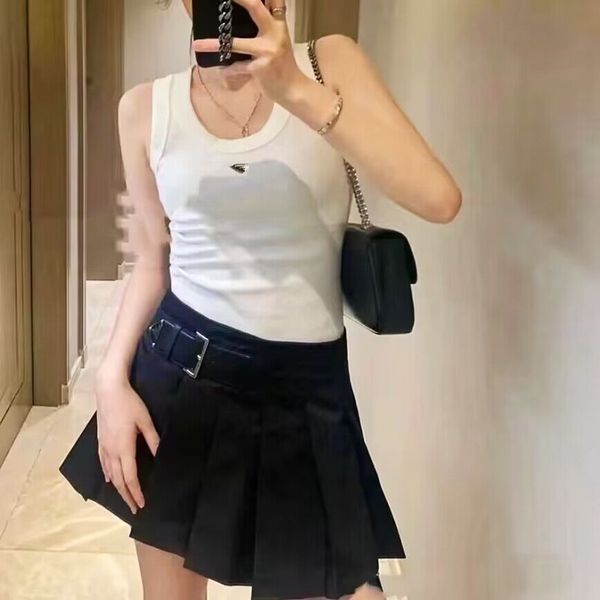luxury designer womens t shirts summer women tees crop embroidery off shoulder black tank casual sleeveless backless shirts solid color ves, White
luxury designer womens t shirts summer women tees crop embroidery off shoulder black tank casual sleeveless backless shirts solid color ves, White