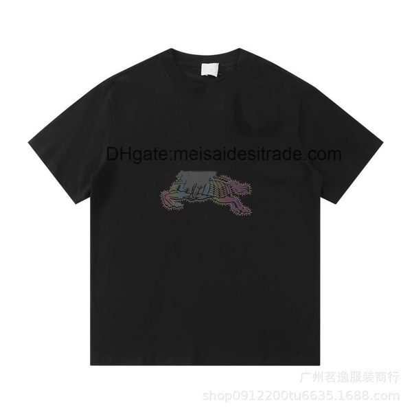 aaaaa designer luxury t-shirt bur brand the correct version bu home ironing pony short sleeved t-shirt high street casual versatile couple t, White;black
aaaaa designer luxury t-shirt bur brand the correct version bu home ironing pony short sleeved t-shirt high street casual versatile couple t, White;black