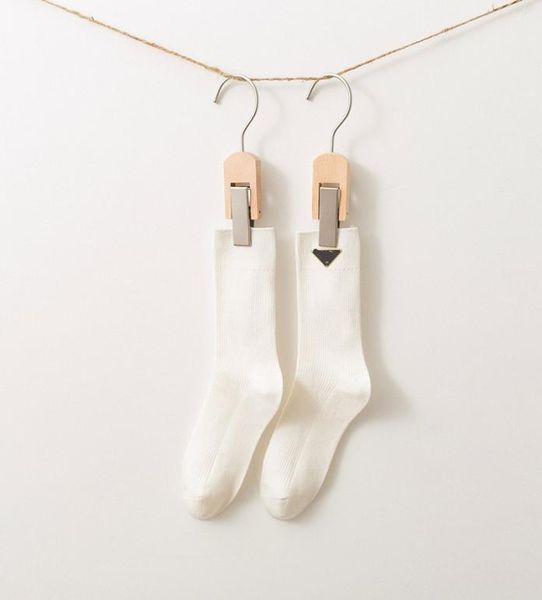 p letter fashion socks christmas made old gold leather triangle badge design plain color simple base medium tube tide socks a48233268, Black
p letter fashion socks christmas made old gold leather triangle badge design plain color simple base medium tube tide socks a48233268, Black