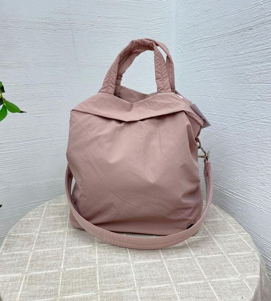 one shoulder oblique cross with the bag of large capacity leisure female fitness yoga package bag 19l9760189
one shoulder oblique cross with the bag of large capacity leisure female fitness yoga package bag 19l9760189