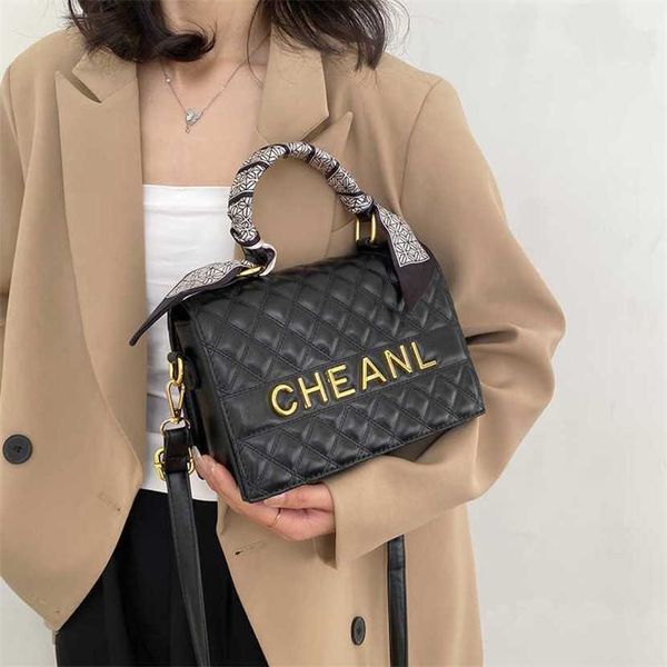 designer bag 2023 handbag for women's new trendy and high end fashionable handheld small square with lingge flap one shoulder crossbody
designer bag 2023 handbag for women's new trendy and high end fashionable handheld small square with lingge flap one shoulder crossbody