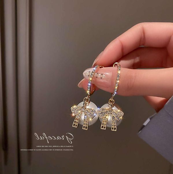 2021925 dangle temperament fashion exaggerated geometric square diamond earrings net red simple female rectangular long section jh6925799, Silver
2021925 dangle temperament fashion exaggerated geometric square diamond earrings net red simple female rectangular long section jh6925799, Silver