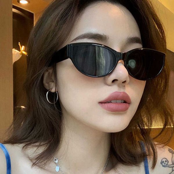 cat's eye women's korean personality small face sunglasses advanced sense street p fashion glasses, White;black
cat's eye women's korean personality small face sunglasses advanced sense street p fashion glasses, White;black