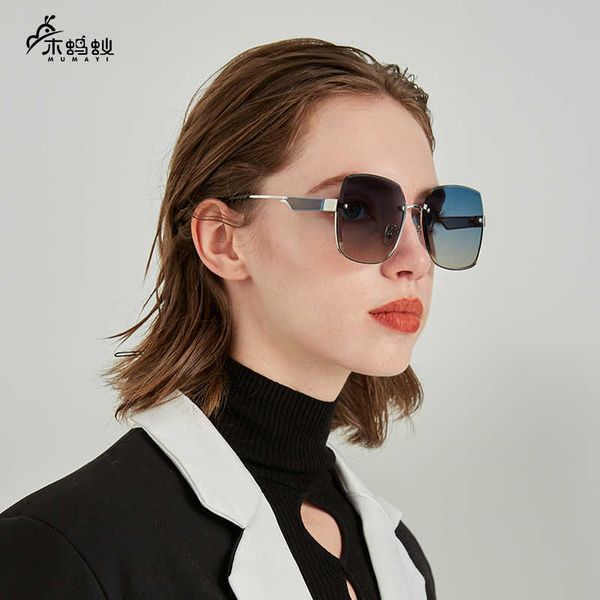 women multicolor driving hd uv proof sunglasses women's fashion ins big face 2022 new, White;black
women multicolor driving hd uv proof sunglasses women's fashion ins big face 2022 new, White;black