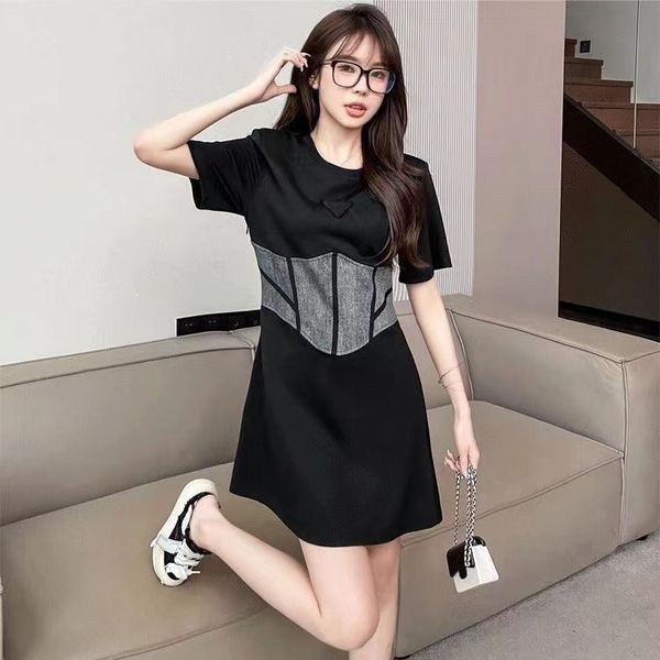 designer triangle label retro short sleeve t-shirt dresses fashion patchwork slim waist casual dress, Black;gray
designer triangle label retro short sleeve t-shirt dresses fashion patchwork slim waist casual dress, Black;gray