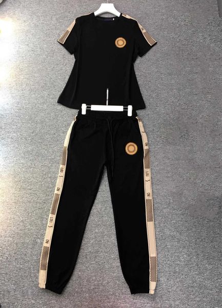 fashion simple sportswear two piece pants round embroidery letters shoulder straps short-sleeved white t-shirt casual pant sets for women ou
fashion simple sportswear two piece pants round embroidery letters shoulder straps short-sleeved white t-shirt casual pant sets for women ou