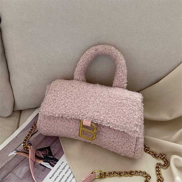 designer bag 2023 handbag autumn and winter new small square one shoulder portable leisure korean elegant urban women's
designer bag 2023 handbag autumn and winter new small square one shoulder portable leisure korean elegant urban women's