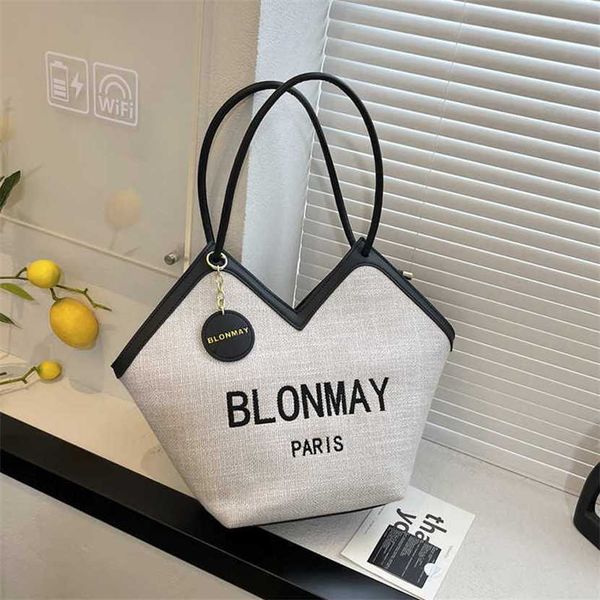designer bag 2023 handbag small set canvas personalized one shoulder underarm new trend contrast letter tote
designer bag 2023 handbag small set canvas personalized one shoulder underarm new trend contrast letter tote