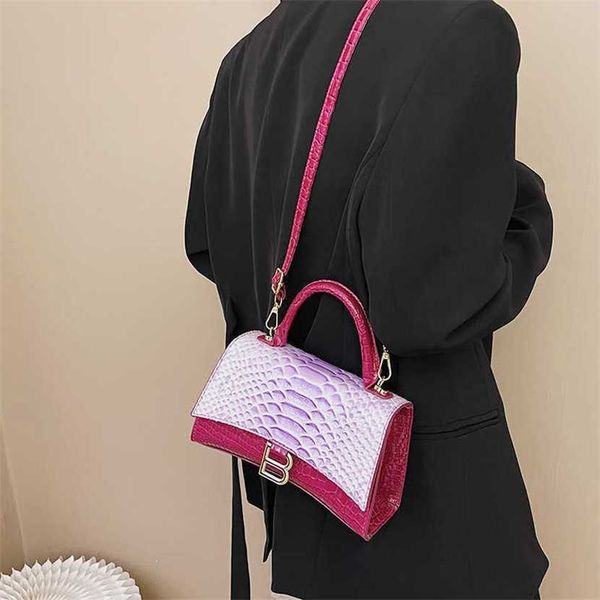 designer bag 2023 handbag women's new trend elegant one shoulder crossbody for women
designer bag 2023 handbag women's new trend elegant one shoulder crossbody for women