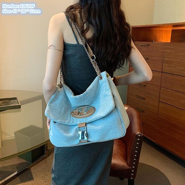 Factory outlet ladies shoulder bags soft and comfortable wear-resistant denim chain bag large canvas stray backpack simple blue ladies handbag
Factory outlet ladies shoulder bags soft and comfortable wear-resistant denim chain bag large canvas stray backpack simple blue ladies handbag