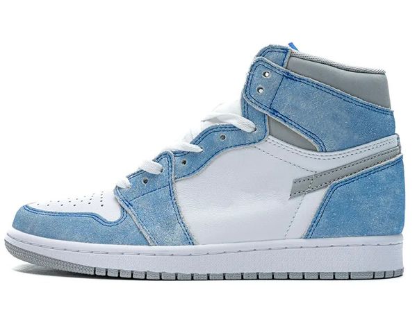 1 basketball shoes jumpman 1s hyper royal sports sneakers real leather color blue white with original box
1 basketball shoes jumpman 1s hyper royal sports sneakers real leather color blue white with original box