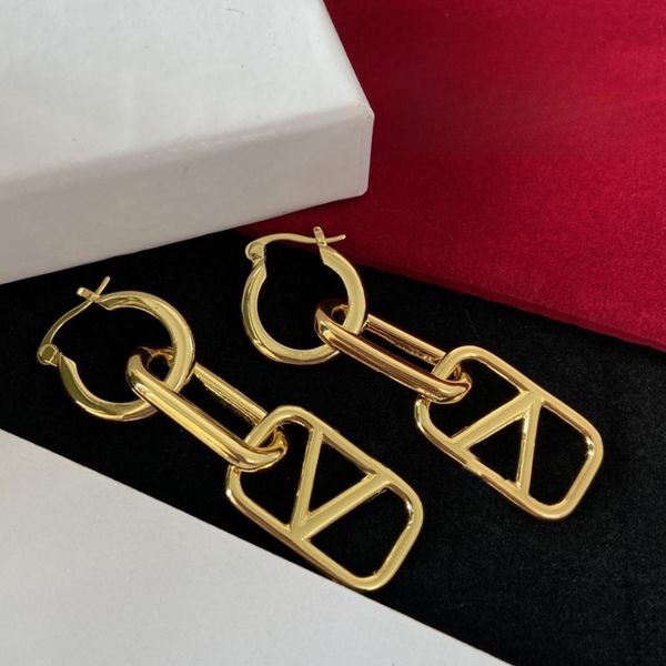 gorgeous fashion high-end niche women's earrings jewelry designer earrings women's pendant elegant style women's wedding jewe, Golden;silver
gorgeous fashion high-end niche women's earrings jewelry designer earrings women's pendant elegant style women's wedding jewe, Golden;silver