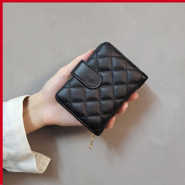 stylish and exquisite small purse ins new lingge fashion women's small wallet short student korean edition card bag, Red;black
stylish and exquisite small purse ins new lingge fashion women's small wallet short student korean edition card bag, Red;black