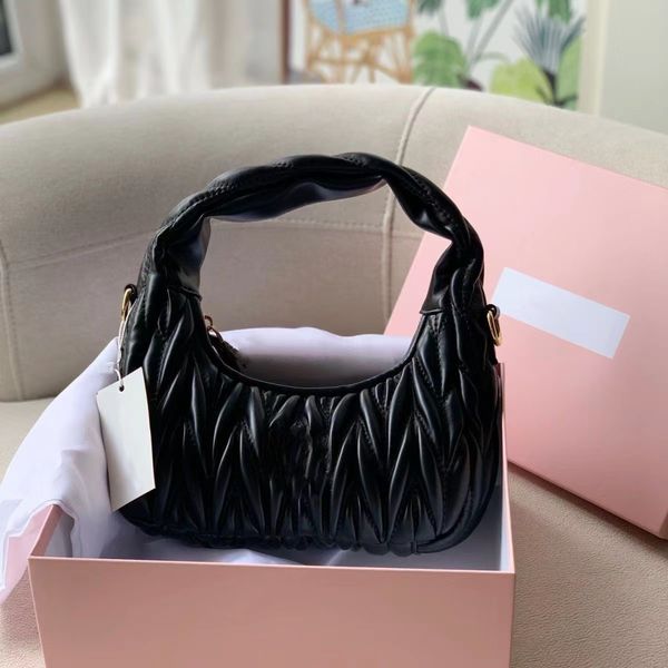 2023 new sheepskin pleat hobo armpit bag hand bill shoulder bag dumpling bag oblique straddle bag ladies cloud bag french pleat underarm bag
2023 new sheepskin pleat hobo armpit bag hand bill shoulder bag dumpling bag oblique straddle bag ladies cloud bag french pleat underarm bag