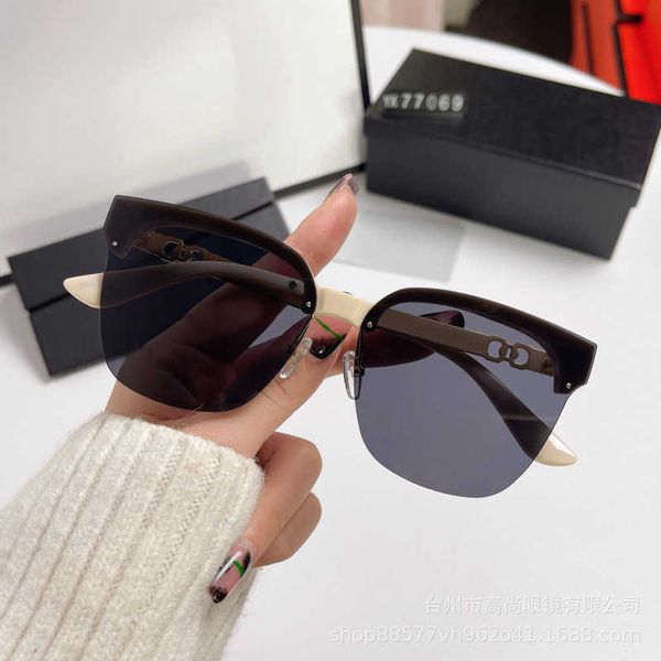 for women high class metal uv resistant 2023 new fashion thin outdoor driving polarized sunglasses, White;black
for women high class metal uv resistant 2023 new fashion thin outdoor driving polarized sunglasses, White;black