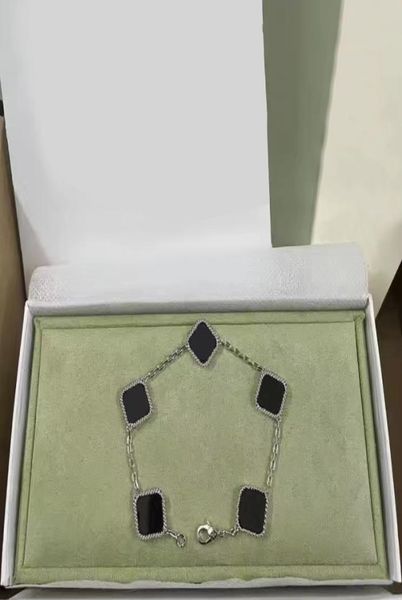 new designer bracelet beautiful exquisite gold 16 colors luxury fashion simple bracelet ladies wedding party couple j3027150, Golden;silver
new designer bracelet beautiful exquisite gold 16 colors luxury fashion simple bracelet ladies wedding party couple j3027150, Golden;silver
