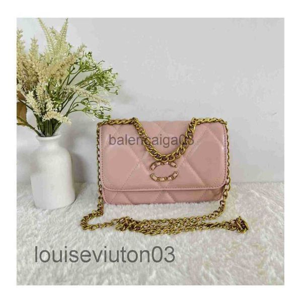 designer channel bag the tote bag handbag luxurys fashion brands purse man woman pink leather shoulder messenger makeup beach crossbody bag
designer channel bag the tote bag handbag luxurys fashion brands purse man woman pink leather shoulder messenger makeup beach crossbody bag