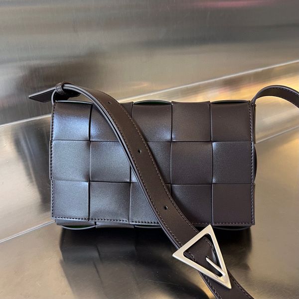 708768 new men's and women's crossbody bag high-end quality single shoulder bag double color urban cowhide bag lining with fur pro
708768 new men's and women's crossbody bag high-end quality single shoulder bag double color urban cowhide bag lining with fur pro
