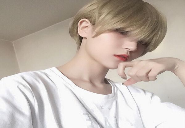 employees shuai handsome wig female male hair set oblique bangs realistic face repair realistic natural short hair female into a b5531587, Black;brown
employees shuai handsome wig female male hair set oblique bangs realistic face repair realistic natural short hair female into a b5531587, Black;brown