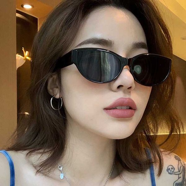 cat's fashion avant-garde small frame hip hop oval sunglasses ins premium sweet cool versatile eye protection glasses, White;black
cat's fashion avant-garde small frame hip hop oval sunglasses ins premium sweet cool versatile eye protection glasses, White;black