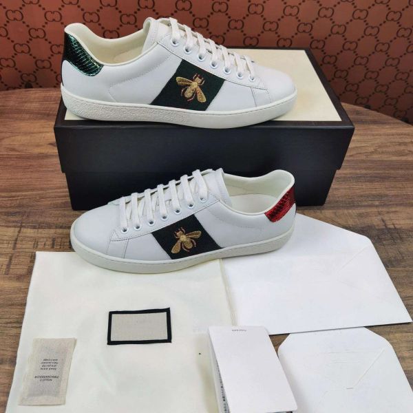 new fashion 5a quality casual shoes men 's women shoes classic embroidery small white high version g brand small bee, Black
new fashion 5a quality casual shoes men 's women shoes classic embroidery small white high version g brand small bee, Black