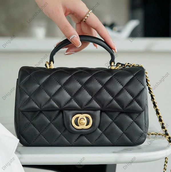 designer bags cc handle mini classic flap bag crossbody bag luxury fashion women leather handbag wallet diamond lattice 20cm
designer bags cc handle mini classic flap bag crossbody bag luxury fashion women leather handbag wallet diamond lattice 20cm