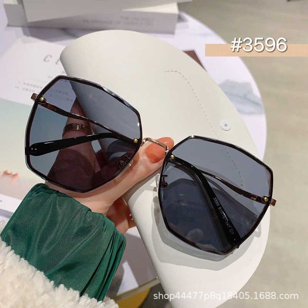 2023 new frameless trimmed for women korean fashion premium screen red anti uv sunglasses, White;black
2023 new frameless trimmed for women korean fashion premium screen red anti uv sunglasses, White;black