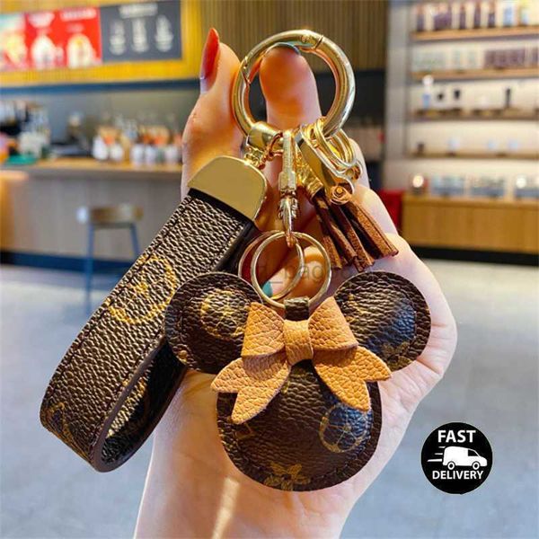 accessories designer keychain mouse diamond key chain design car key chains bag charm favor flower pendant jewelry keyring fashion pu, Silver
accessories designer keychain mouse diamond key chain design car key chains bag charm favor flower pendant jewelry keyring fashion pu, Silver