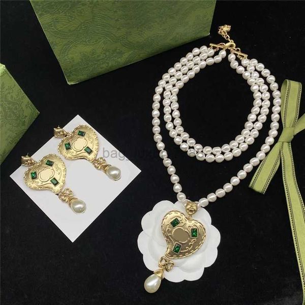 2023-luxury love pearl earrings exaggerated noble necklaces emerald heart danglers jewelry sets birthday gift anniversary, Silver
2023-luxury love pearl earrings exaggerated noble necklaces emerald heart danglers jewelry sets birthday gift anniversary, Silver