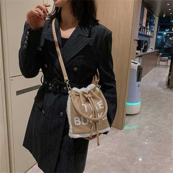 designer bag handbag style 2023 womensb agl eatherq ualityh andbagf ashionablef ashiont rendl etterd rawstringp ortableb uckets ools ingles
designer bag handbag style 2023 womensb agl eatherq ualityh andbagf ashionablef ashiont rendl etterd rawstringp ortableb uckets ools ingles