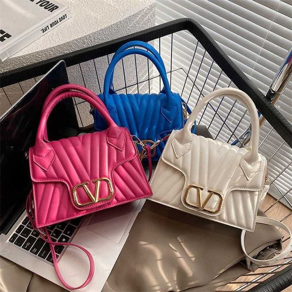 designer bag 2023 handbag texture women's new lingge portable small square spring/summer ins versatile one shoulder crossbody
designer bag 2023 handbag texture women's new lingge portable small square spring/summer ins versatile one shoulder crossbody