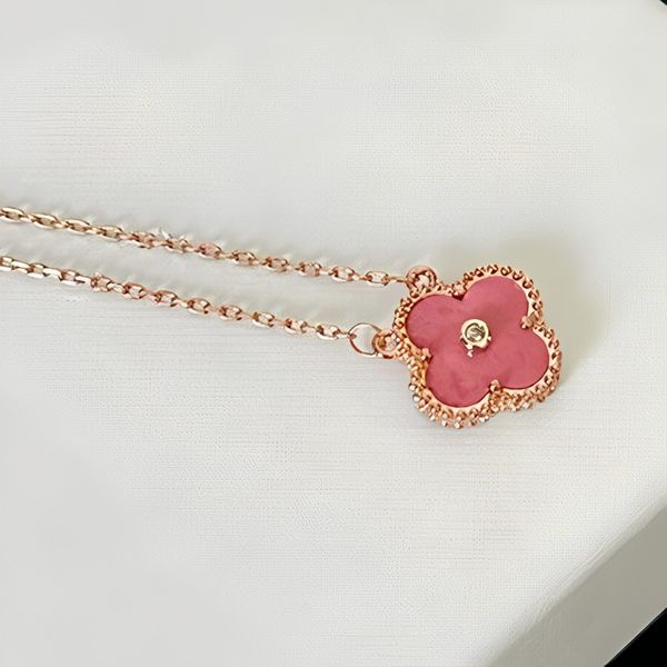 four leaf clover necklace designer jewelry set pendant necklace stud earring gold silver mother of pearl green flower necklace link chain wo
four leaf clover necklace designer jewelry set pendant necklace stud earring gold silver mother of pearl green flower necklace link chain wo