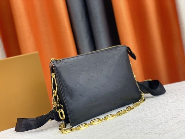 designers bags tote bag crossbody women bag cross body black emboss delicate knockoff half moon shoulder bags loop 26 x 20 x 12cm baguette b
designers bags tote bag crossbody women bag cross body black emboss delicate knockoff half moon shoulder bags loop 26 x 20 x 12cm baguette b