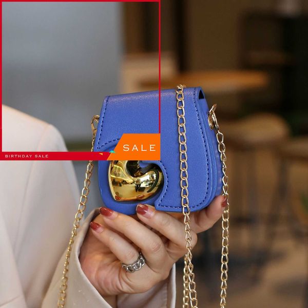 fashion exquisite small coin purse 23 new dign mini msenger bag senior minority zero wallet decoration light luxury mouth red envelope femal, Red;black
fashion exquisite small coin purse 23 new dign mini msenger bag senior minority zero wallet decoration light luxury mouth red envelope femal, Red;black