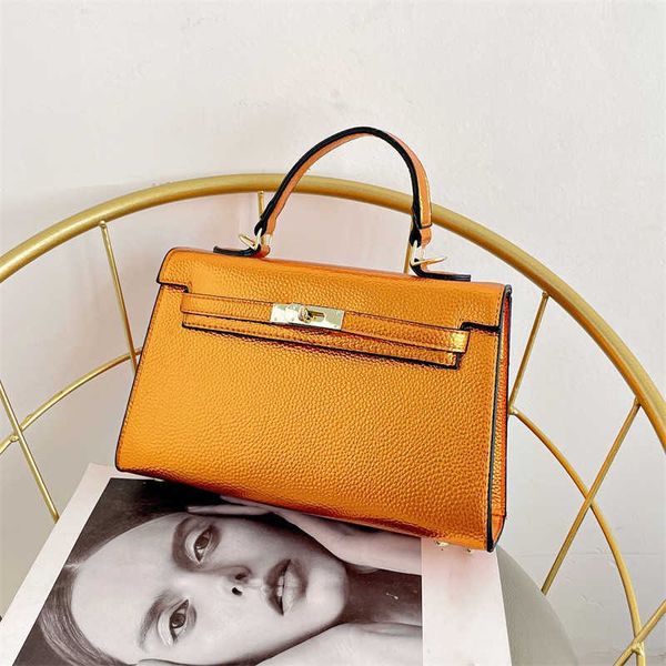 luxury designer shoulder bags new women's handbags tote wallet leather handheld fashion multi-functional crossbody messenger bag wholes
luxury designer shoulder bags new women's handbags tote wallet leather handheld fashion multi-functional crossbody messenger bag wholes
