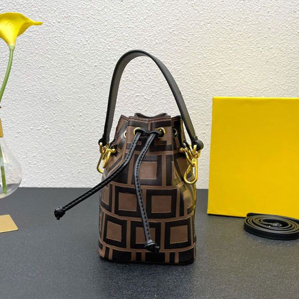 mini bucket bag printed handbag luxury designer crossbody shoulder bag fennds womens fashion leather hobo bag handbag wholesale totes bag
mini bucket bag printed handbag luxury designer crossbody shoulder bag fennds womens fashion leather hobo bag handbag wholesale totes bag