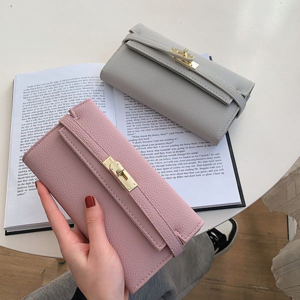 luxury designer handbags womens fashion versatile litchi pattern solid color wallet pu mid length multi card lock buckle with concealed grid
luxury designer handbags womens fashion versatile litchi pattern solid color wallet pu mid length multi card lock buckle with concealed grid