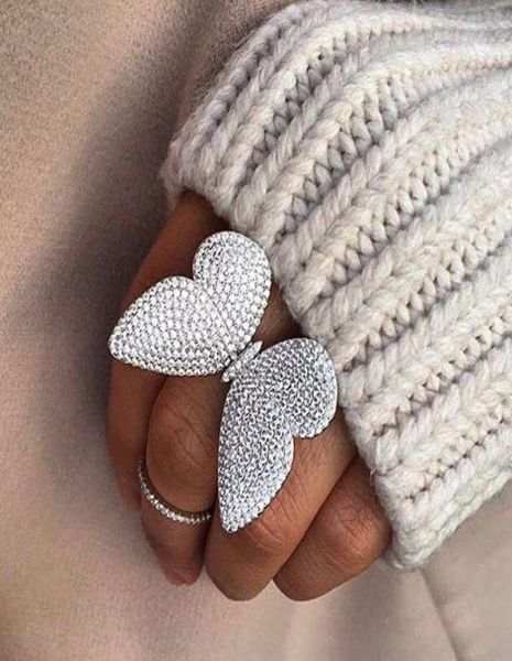 luxury design made of sterling silver 925 the moving butterfly ring with moving wings with white zircon wedding jewelry2112078
luxury design made of sterling silver 925 the moving butterfly ring with moving wings with white zircon wedding jewelry2112078