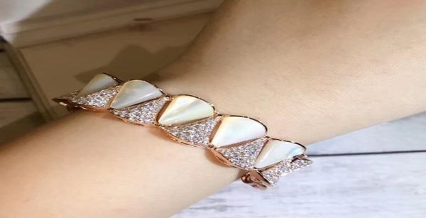 brand new cz diamond natural mother of pearl stone bracelet bangle designer 18k gold plated party jewelry for women8238460, Black
brand new cz diamond natural mother of pearl stone bracelet bangle designer 18k gold plated party jewelry for women8238460, Black