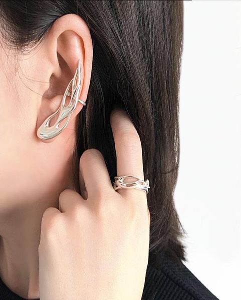ambush master design flame earrings hip hop fashion personality earrings for men and women8750963, White
ambush master design flame earrings hip hop fashion personality earrings for men and women8750963, White