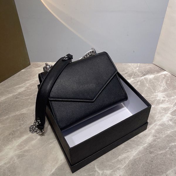 belts classic triangle black leather women purse luxury cross pattern handbag shopping flap designer bag lady prad shoulder handle crossbody
belts classic triangle black leather women purse luxury cross pattern handbag shopping flap designer bag lady prad shoulder handle crossbody