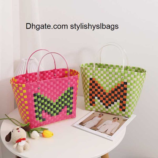 evening bags color woven bag niche design letter hand-held vegetable basket bag contrasting color hand-carrying shopping women's bag
evening bags color woven bag niche design letter hand-held vegetable basket bag contrasting color hand-carrying shopping women's bag