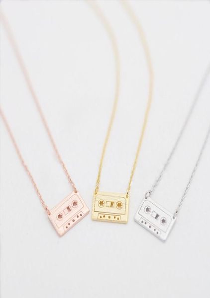 fashion tape pendant beautiful classic nostalgic model pendant necklaces4590772, Silver
fashion tape pendant beautiful classic nostalgic model pendant necklaces4590772, Silver