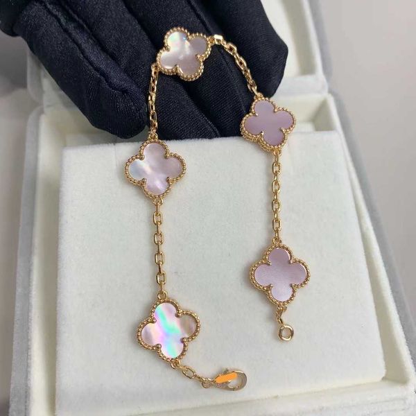 925 silver five flower diamond versatile bracelet v gold fashion precision handicraft four-leaf clover, Golden;silver
925 silver five flower diamond versatile bracelet v gold fashion precision handicraft four-leaf clover, Golden;silver