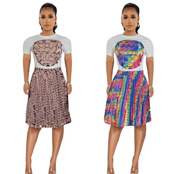 summer new casual paisley printing two piece dress fashion designer short sleeve t-shirt pleated skirt set coach women's clothing, White
summer new casual paisley printing two piece dress fashion designer short sleeve t-shirt pleated skirt set coach women's clothing, White
