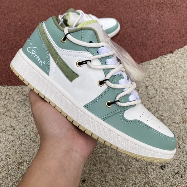 original quality 1s basketball shoes jumpman 1 low green yellow 2023 lifestyle designer sports sneakers
original quality 1s basketball shoes jumpman 1 low green yellow 2023 lifestyle designer sports sneakers