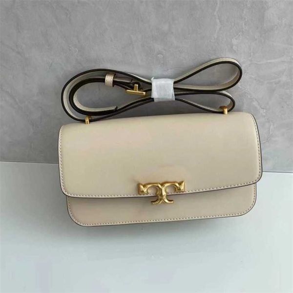 designer bag 2023 hand simple landscape cowhide clamshell fried dough twists chain one shoulder diagonal span tofu box square
designer bag 2023 hand simple landscape cowhide clamshell fried dough twists chain one shoulder diagonal span tofu box square