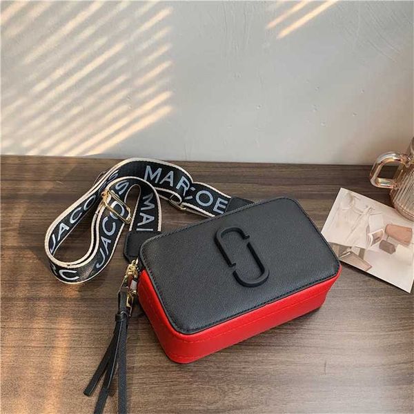 designer bag 2023 hand women's new color contrast small square trend single shoulder messenger camera
designer bag 2023 hand women's new color contrast small square trend single shoulder messenger camera